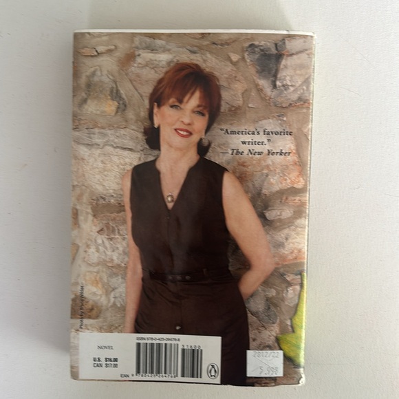 Nora Roberts The Witness novel book romance suspense paperback Best selling - Picture 4 of 4